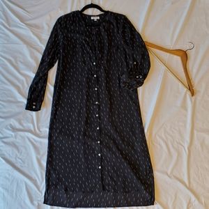 Black w/white pattern button-down midi shirt dress